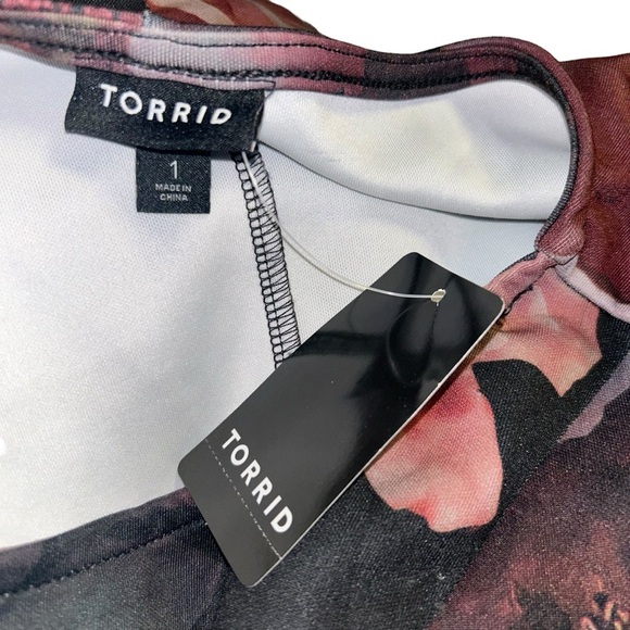 New Torrid Scuba bodycon Dress Black Floral size 1X 14/16 - Picture 6 of 7